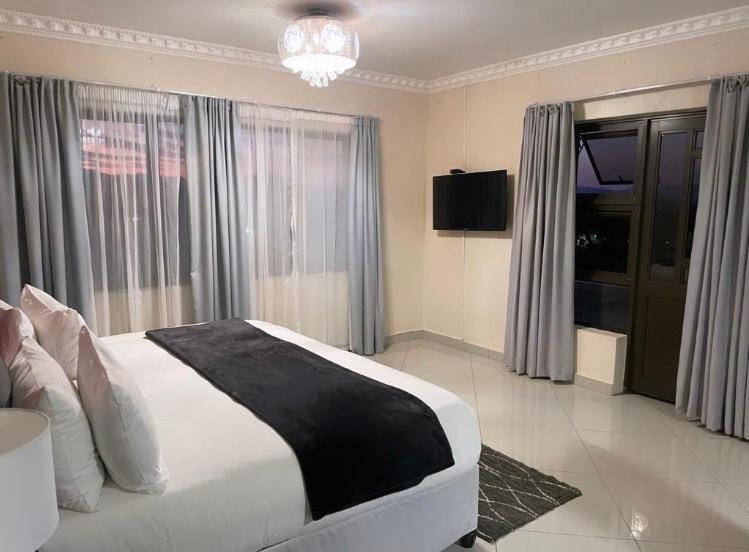 Dineo'S Lodge And Spa Burgersfort Exteriér fotografie
